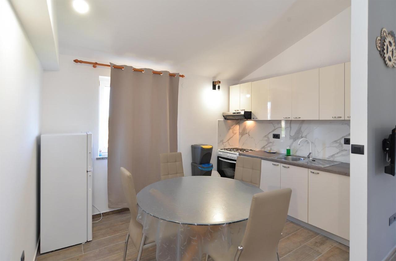 Apartments Elizabeta 1701 Fažana Екстериор снимка