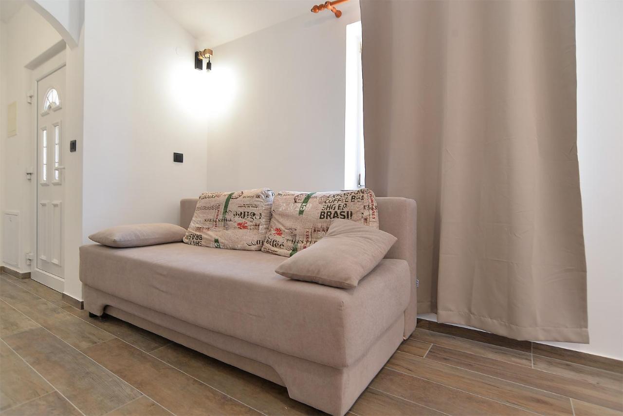 Apartments Elizabeta 1701 Fažana Екстериор снимка