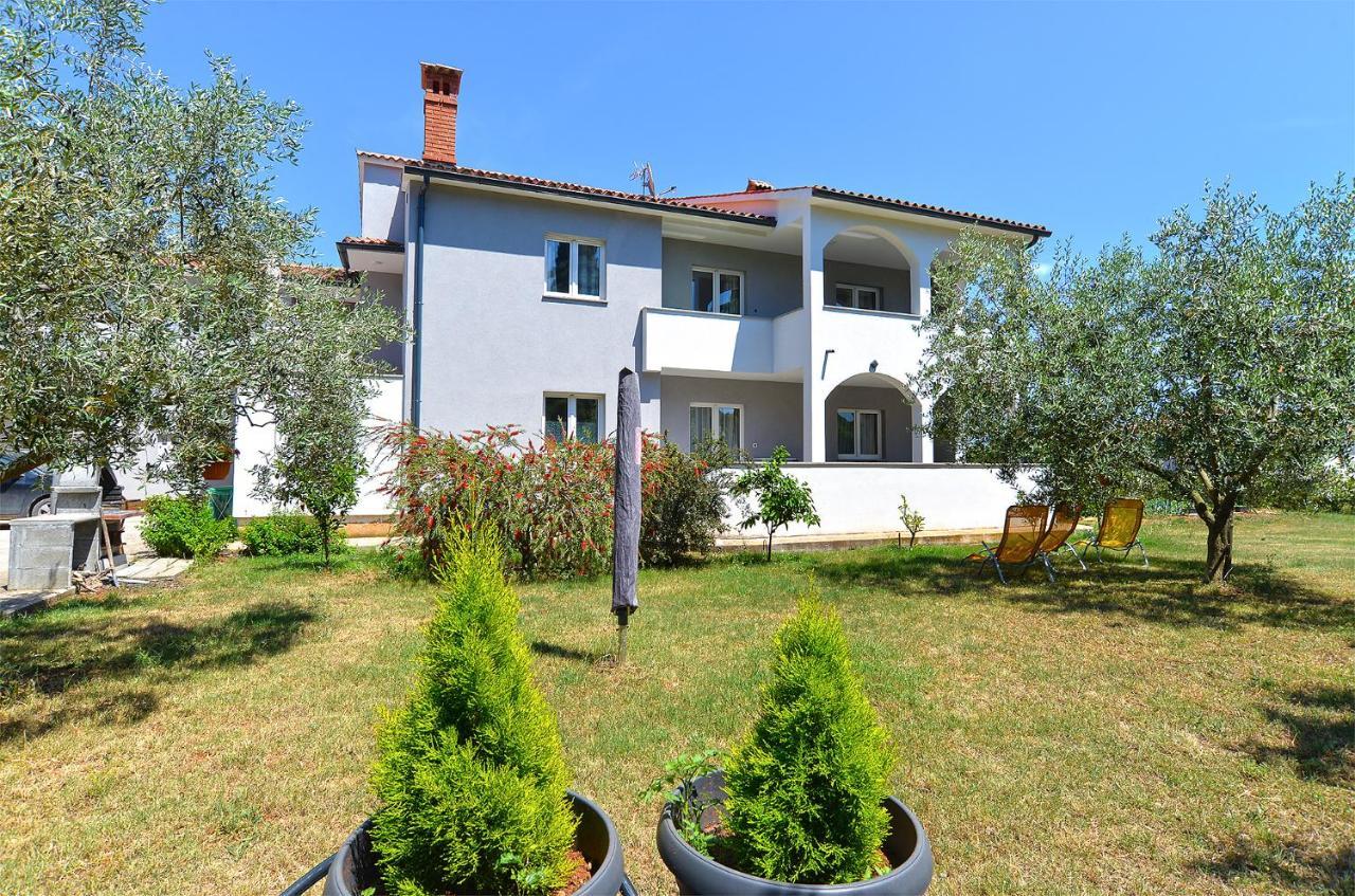 Apartments Elizabeta 1701 Fažana Екстериор снимка