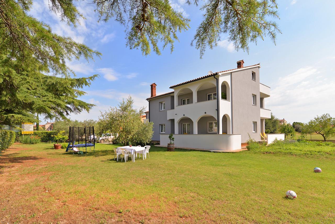 Apartments Elizabeta 1701 Fažana Екстериор снимка