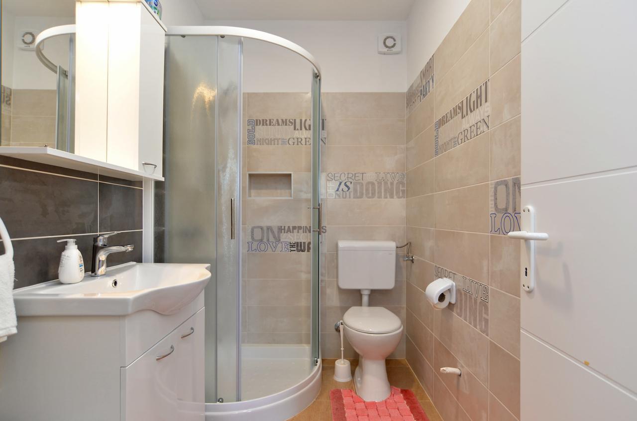 Apartments Elizabeta 1701 Fažana Екстериор снимка