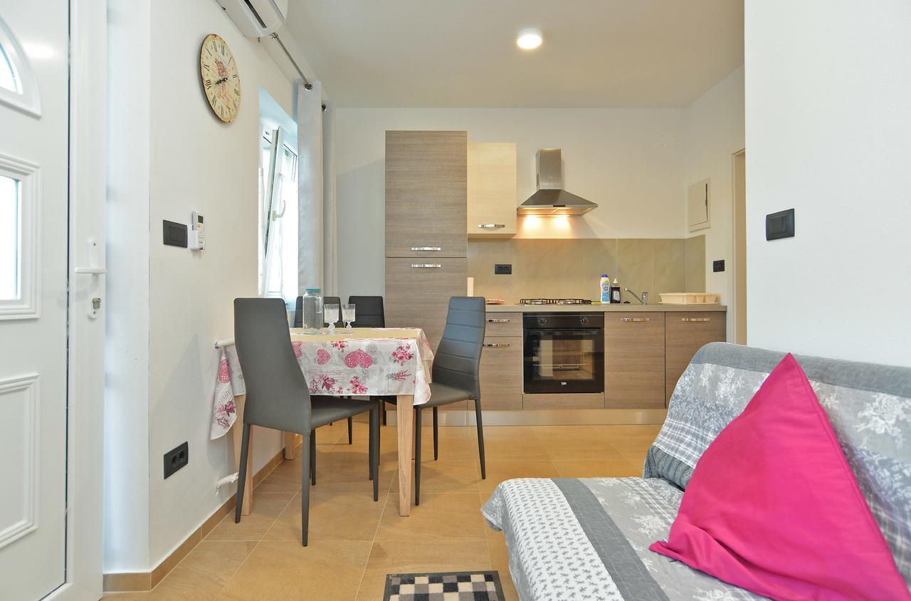 Apartments Elizabeta 1701 Fažana Екстериор снимка